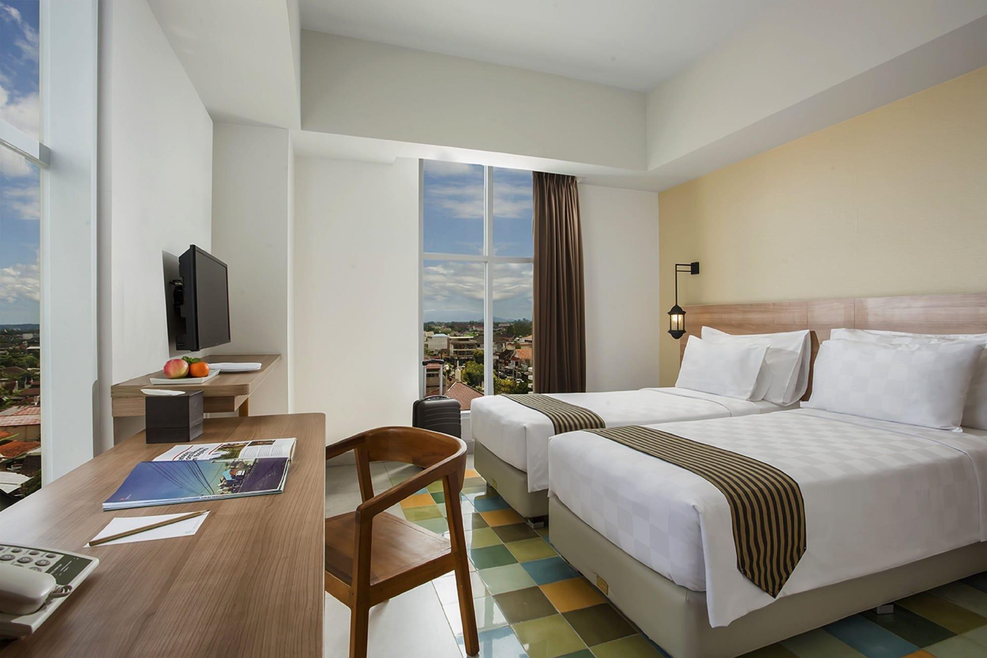 Khas Tugu Hotel Yogyakarta Exterior foto